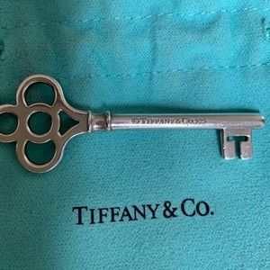 T&Co large key pendant in sterling silver, 24”
